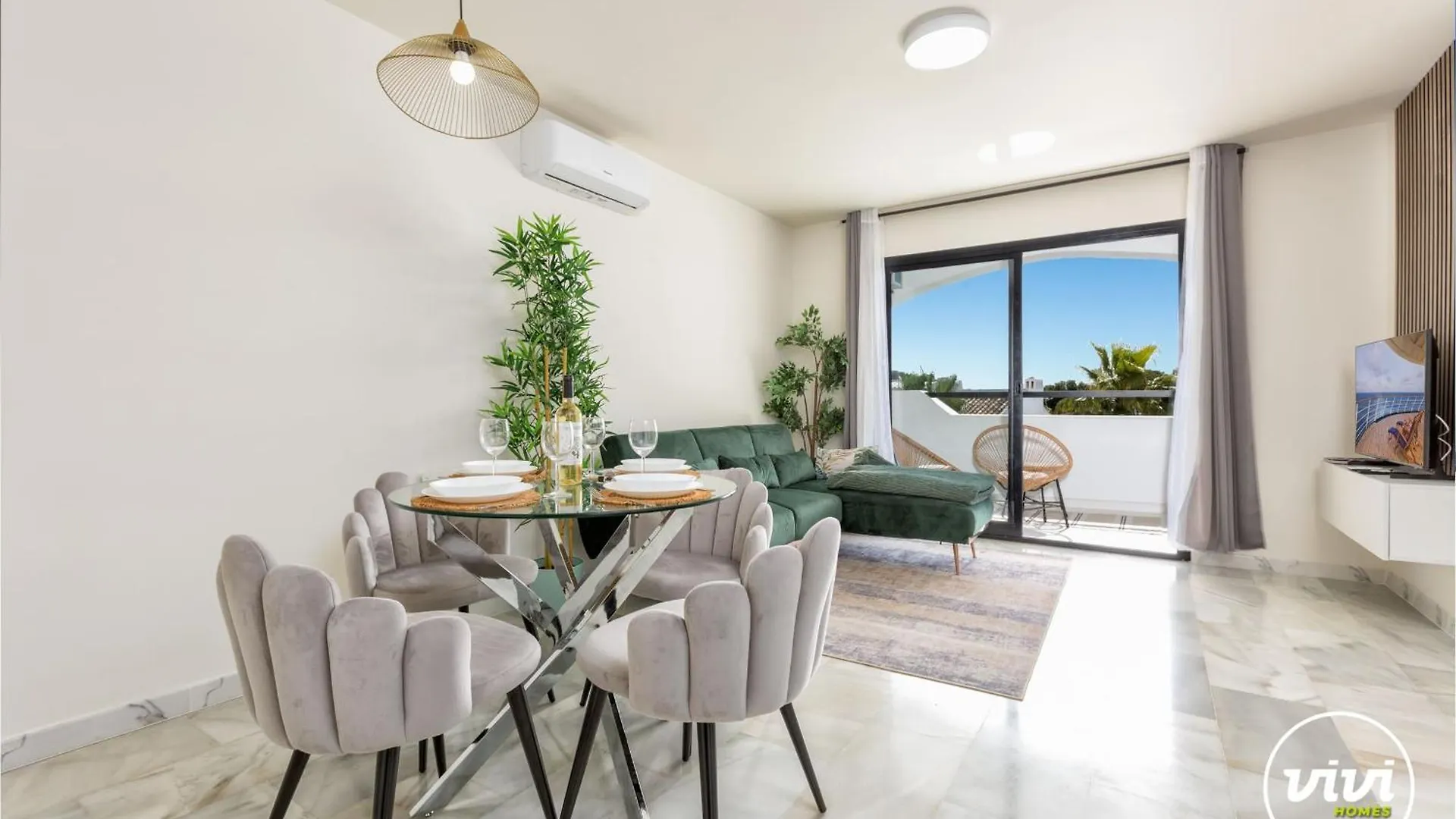 Vivi Homes - Delfin MIJAS COSTA 0*,  España